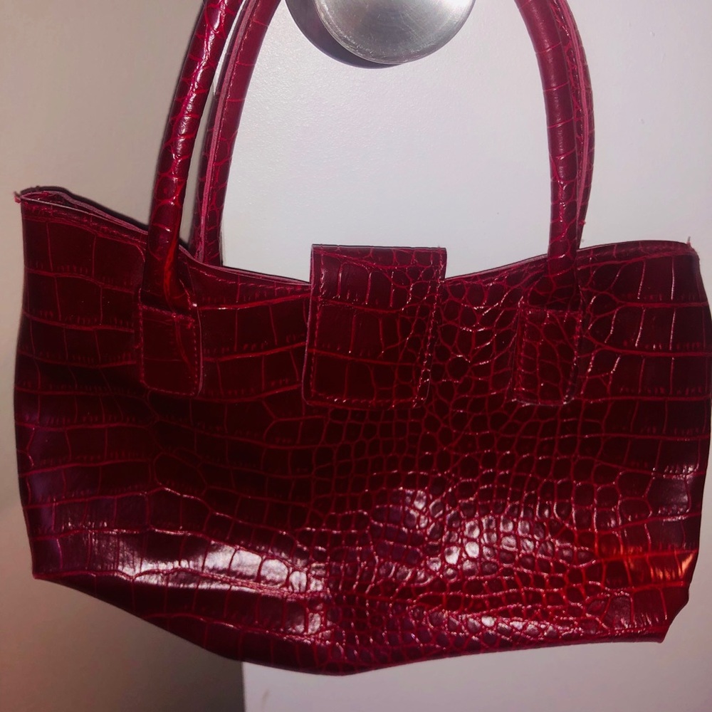 Red handbag / purse